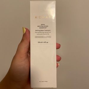 Skin revitalizing essence